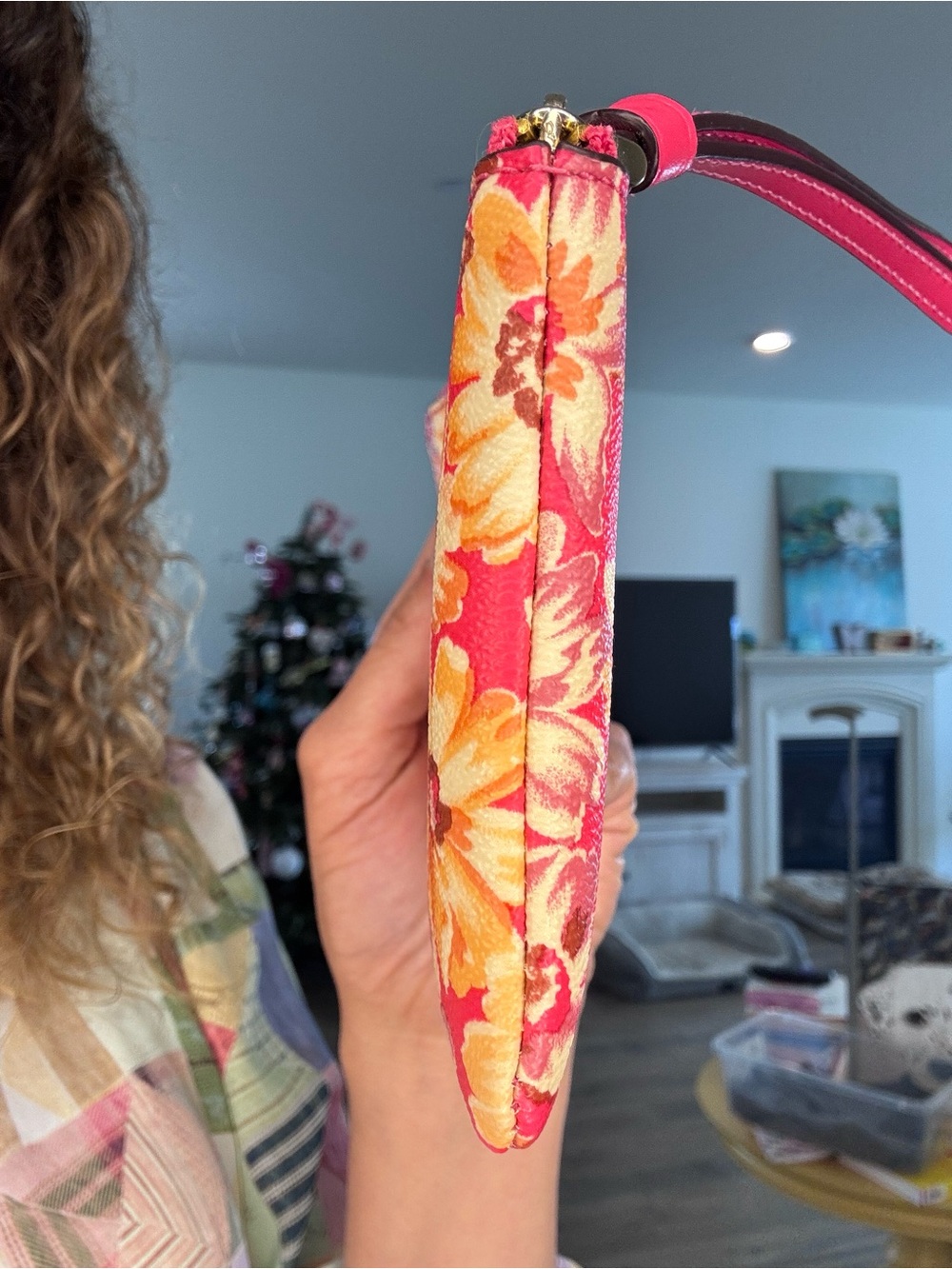 Coach Daisy Print Pink Floral camera bag and matching wristlet - Picture 15 of 17